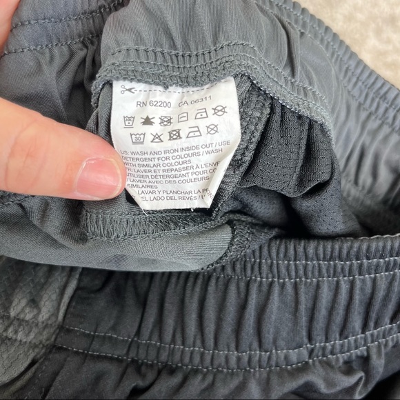 Puma Color Block Basketball Soccer Shorts - Picture 7 of 7